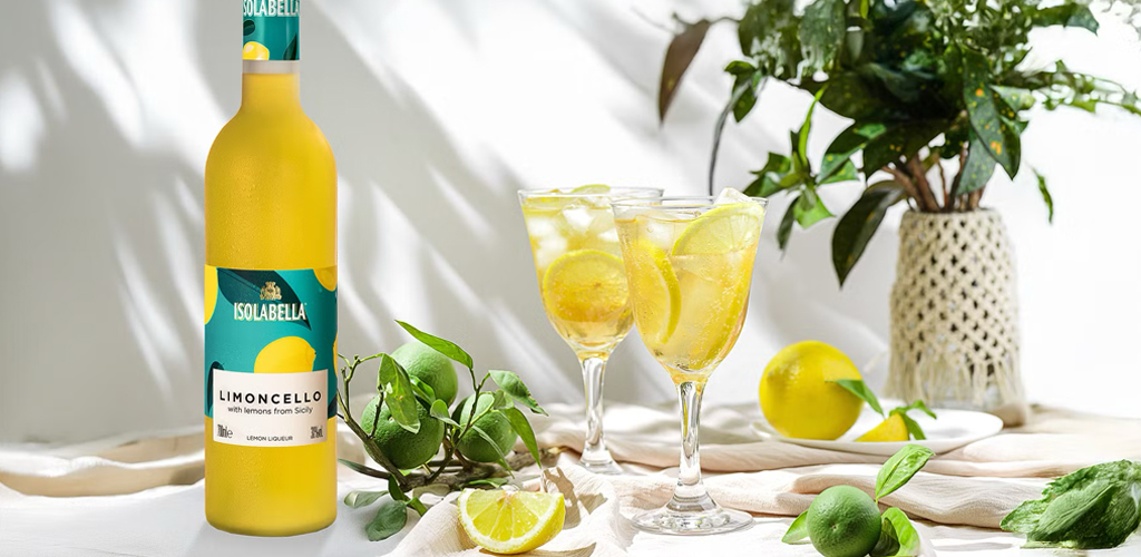 Nu lanseras Isolabella Limoncello i Sverige – ett stycke Sicilien på flaska
