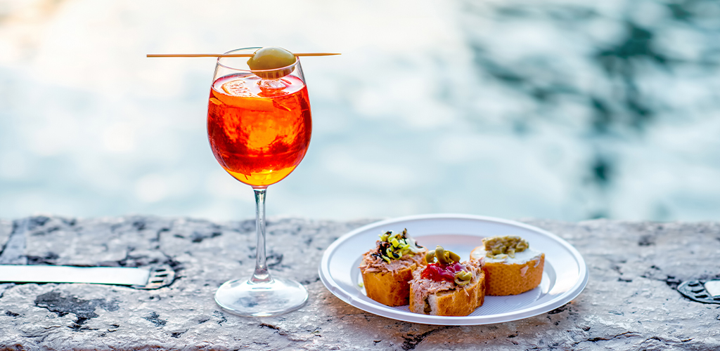 Aperitivo på italienska – bästa drinkarna och tilltuggen