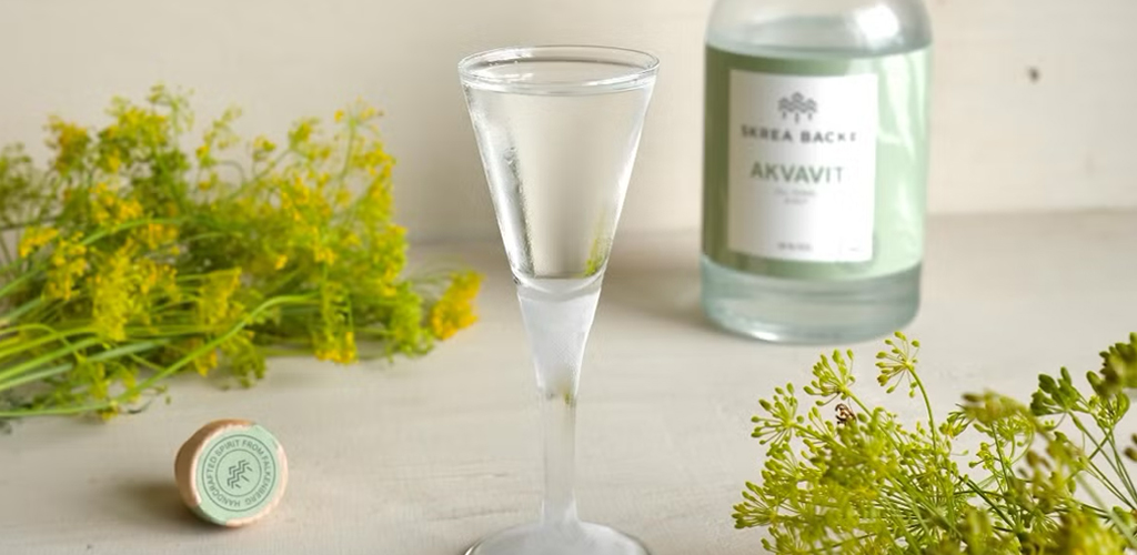 Skrea Backe Akvavit – Smakhöjaren till kräftskivan och cocktails