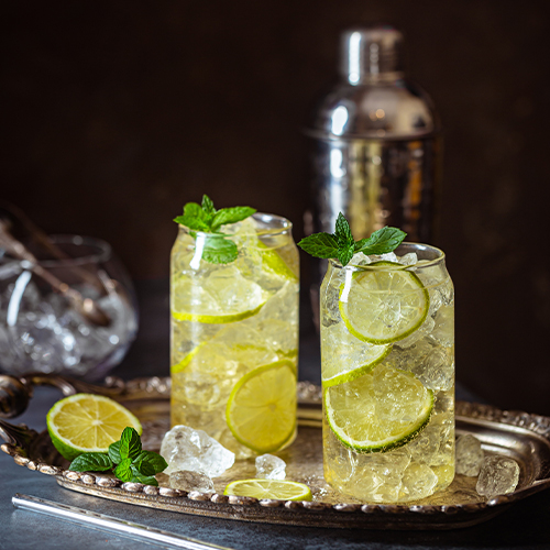 Gymcocktails, gästen i fokus & matrester som blir drinkar – Cocktailguiden om höstens trender